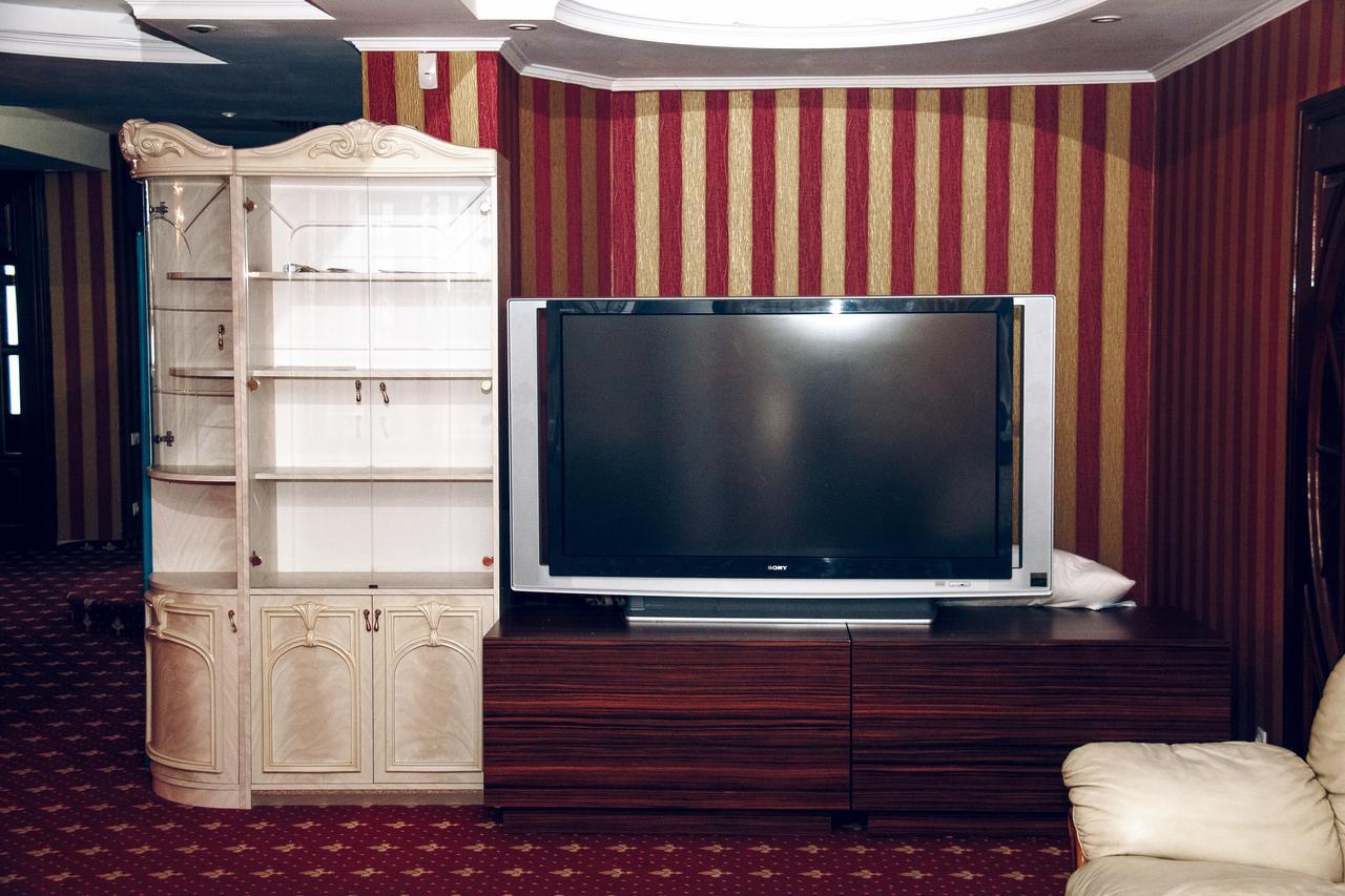 Hotel Gold Lion Chişinău Eksteriør billede