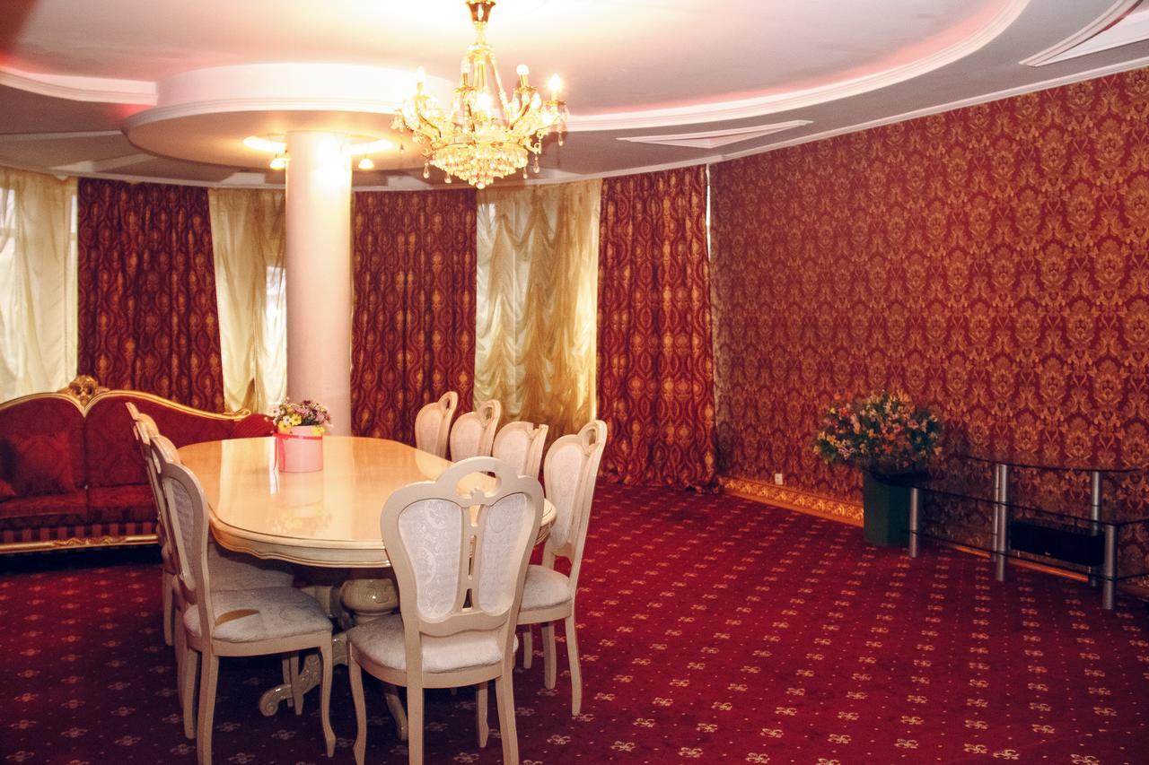Hotel Gold Lion Chişinău Eksteriør billede