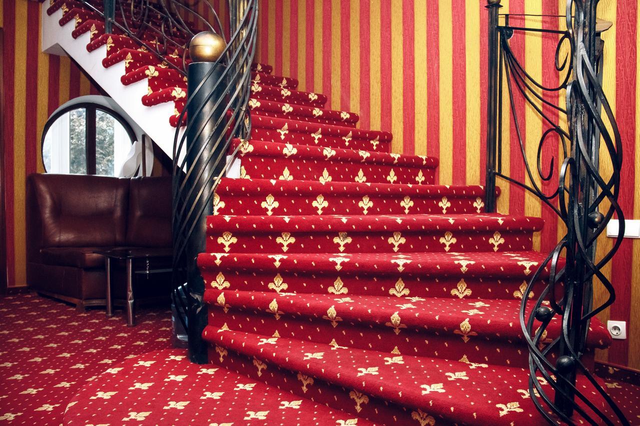 Hotel Gold Lion Chişinău Eksteriør billede