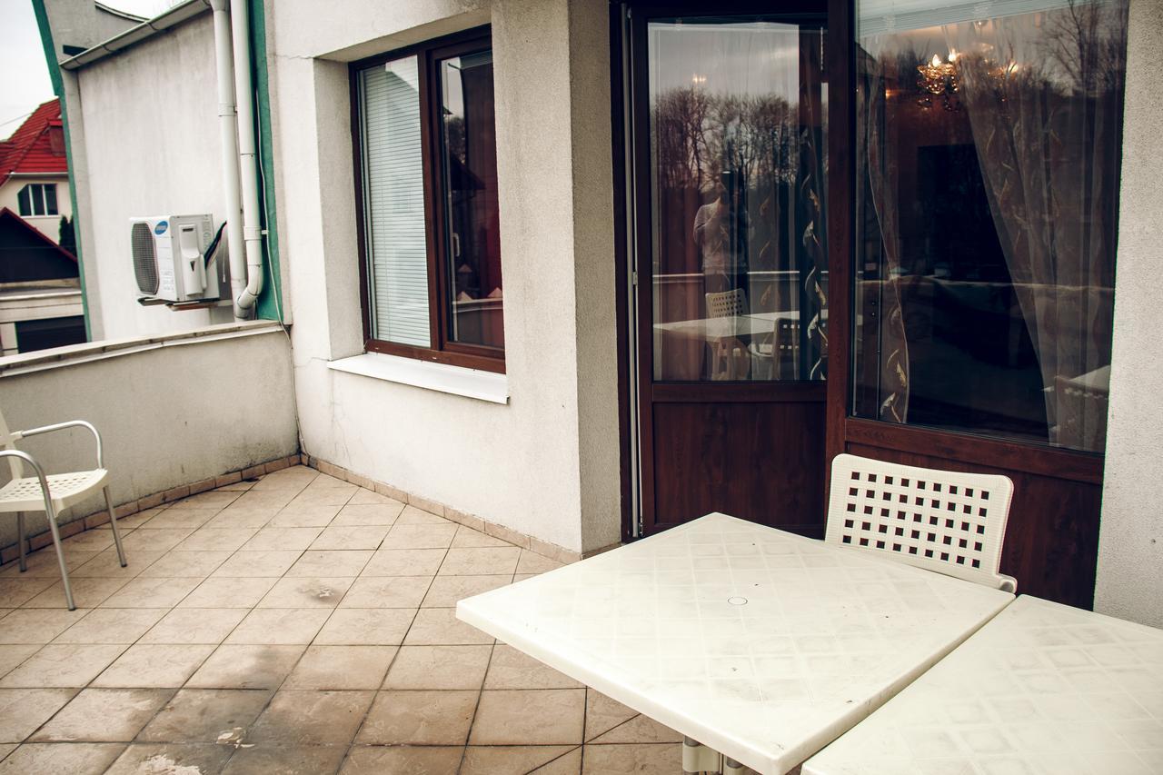 Hotel Gold Lion Chişinău Eksteriør billede