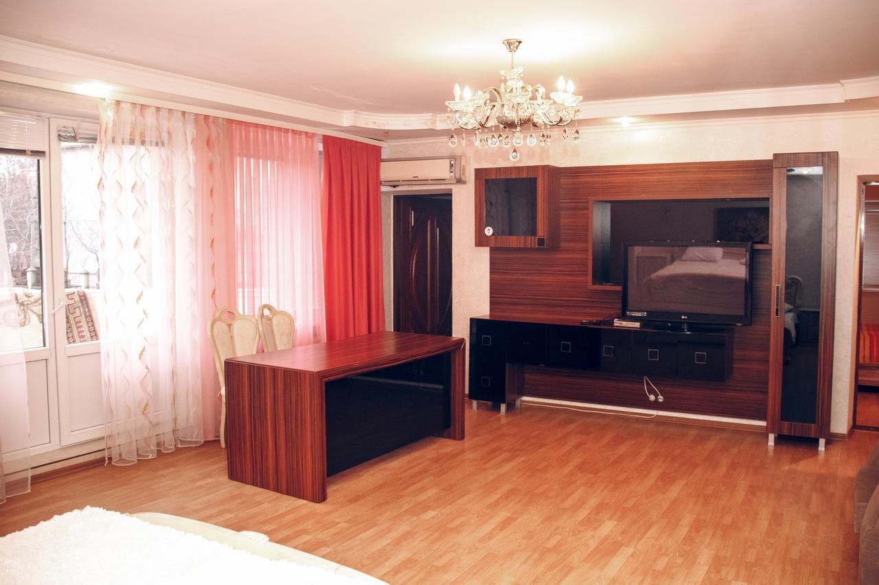 Hotel Gold Lion Chişinău Eksteriør billede