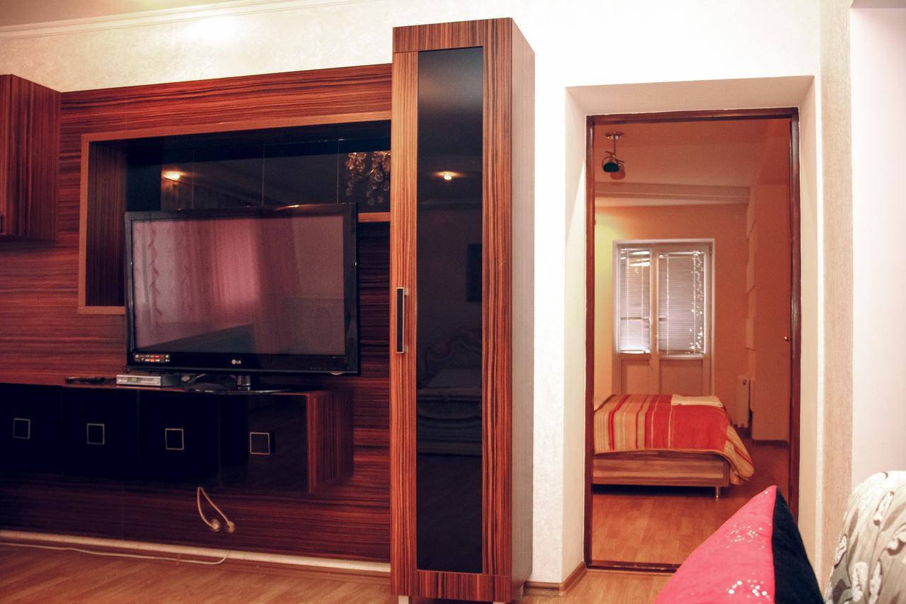 Hotel Gold Lion Chişinău Eksteriør billede