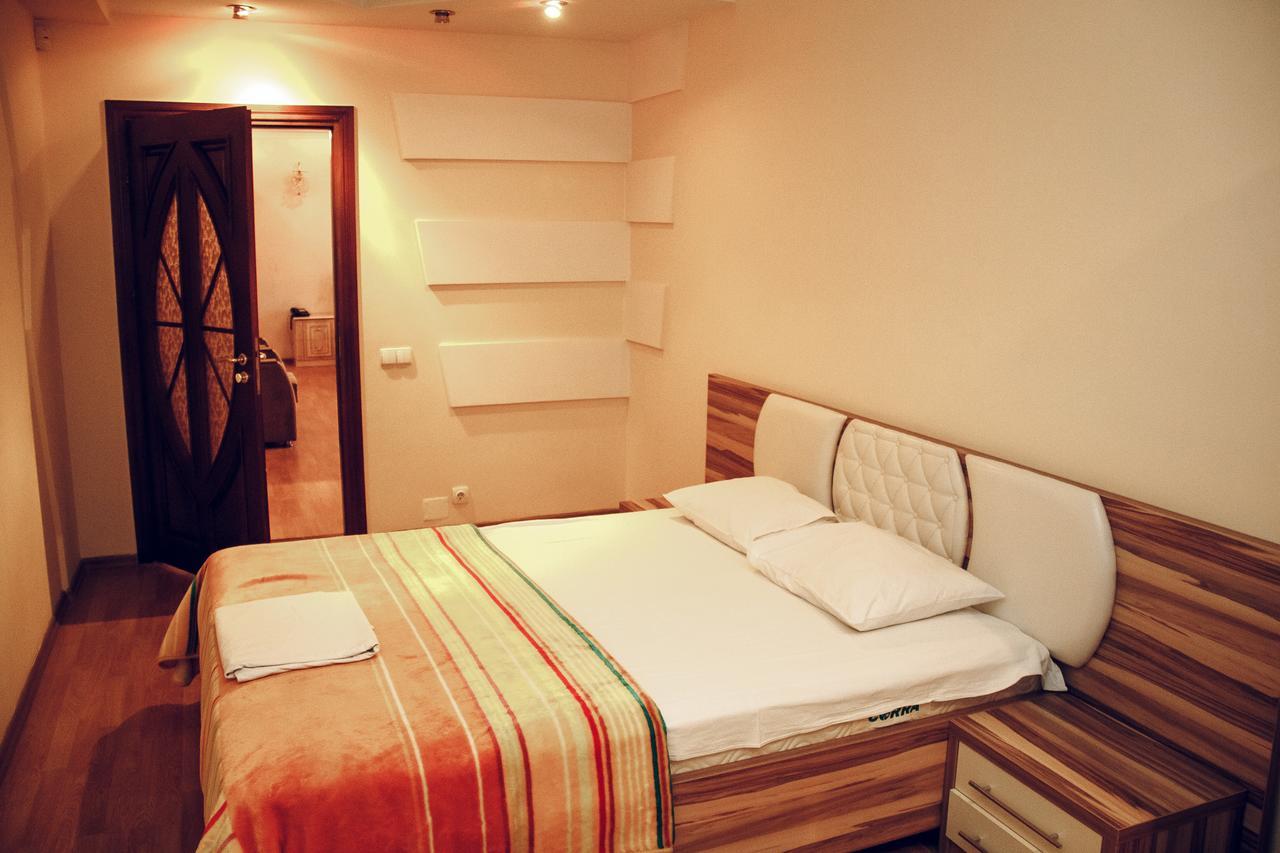 Hotel Gold Lion Chişinău Eksteriør billede
