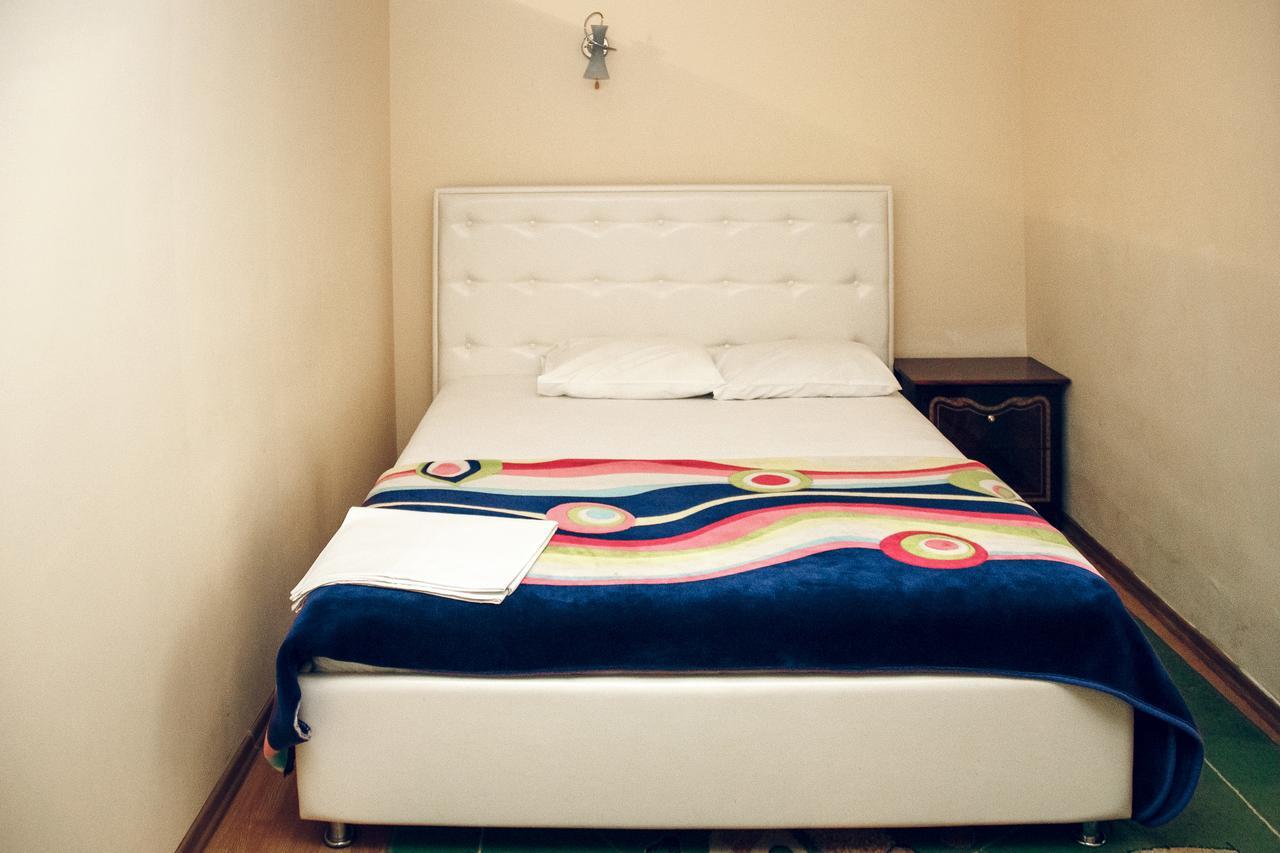 Hotel Gold Lion Chişinău Eksteriør billede