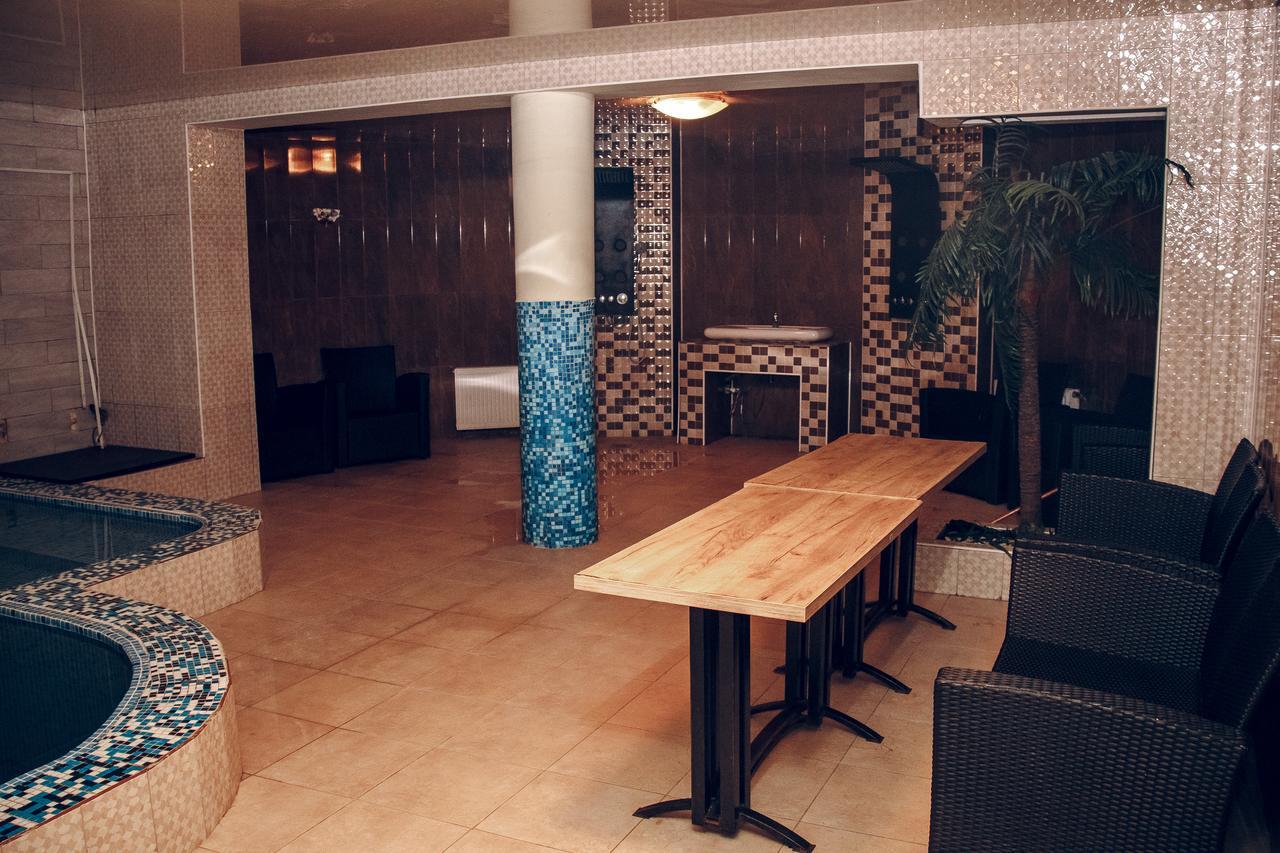 Hotel Gold Lion Chişinău Eksteriør billede