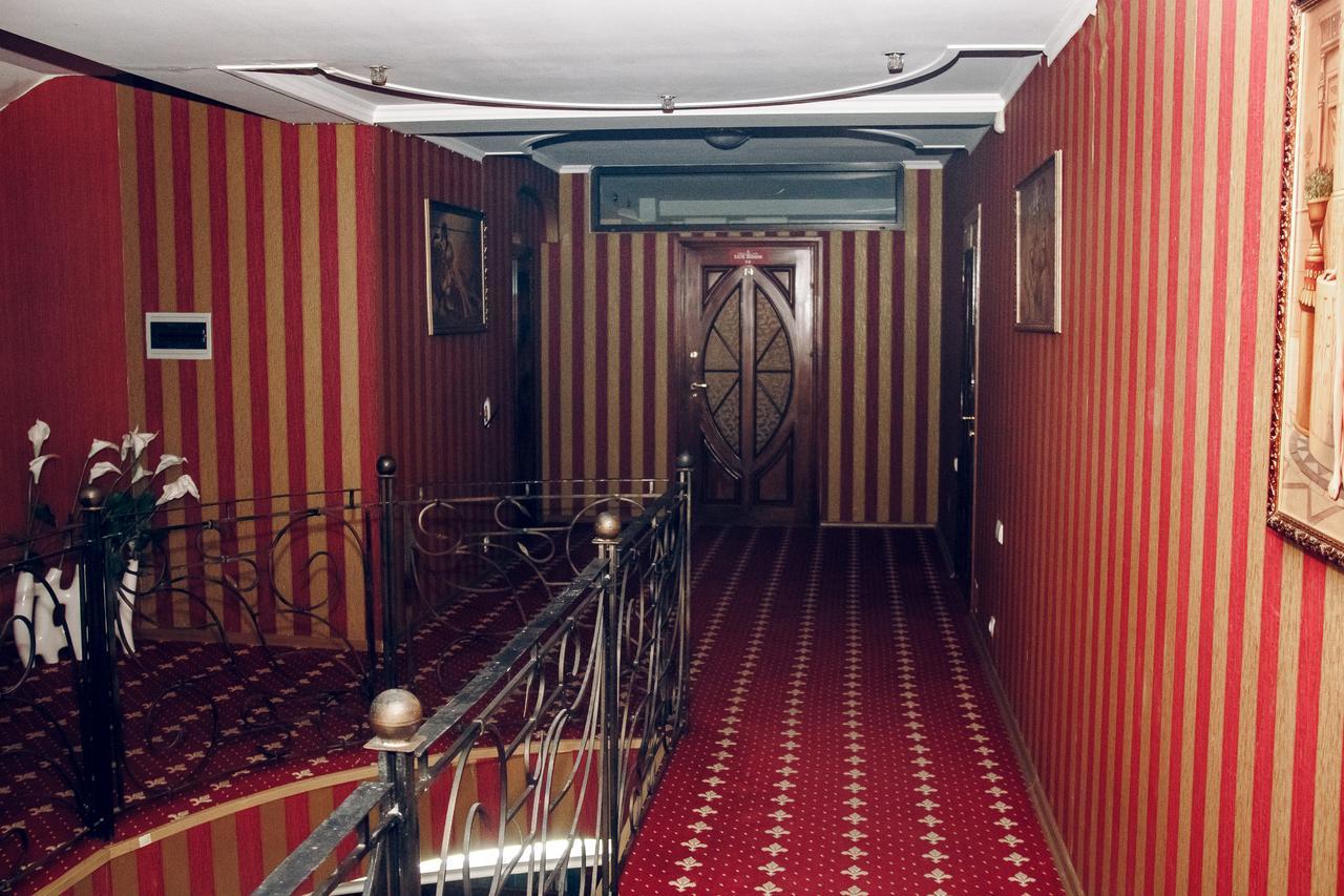 Hotel Gold Lion Chişinău Eksteriør billede